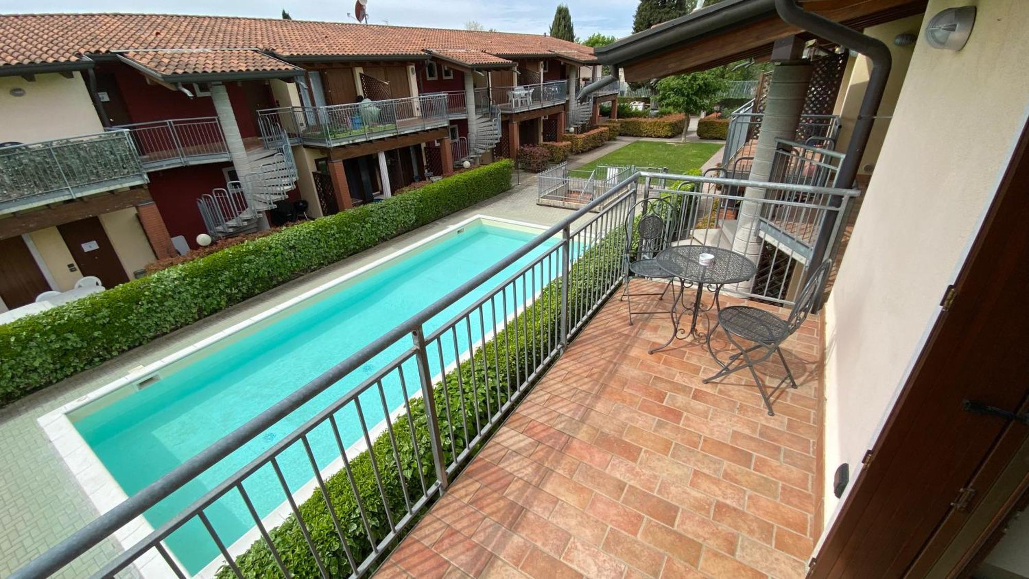 דירות Ronchi  Enjoy House מראה חיצוני תמונה