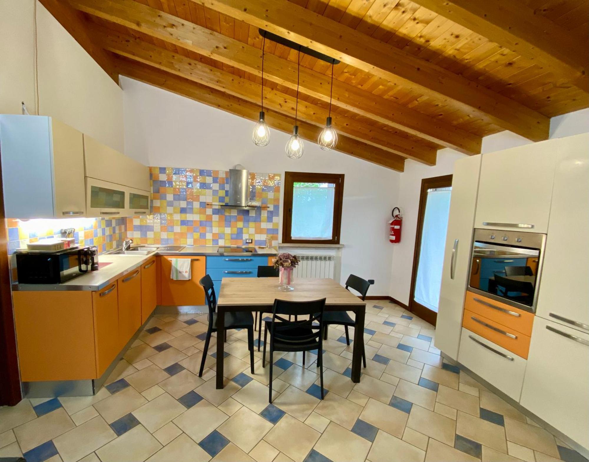 דירות Ronchi  Enjoy House מראה חיצוני תמונה